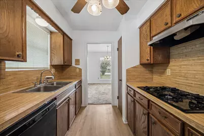 6002 Weeping Willow Road, Houston, TX 77092 - Photo 8