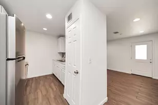 12068 Beechnut St, Houston, TX 77072 - Photo 18