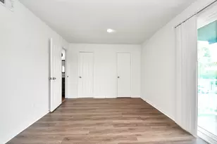 12068 Beechnut St, Houston, TX 77072 - Photo 28