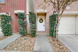 8715 Meadowcroft Dr, Houston, TX 77063 - Photo 2