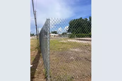 3202 Laura Koppe Road, Houston, TX 77093 - Photo 14