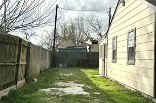 6608 Sherwood Dr, Houston, TX 77021 - Photo 14