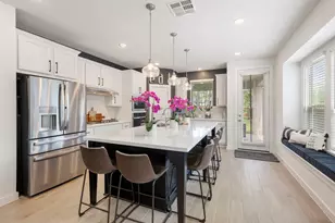 221 Sky Top Dr, Montgomery, TX 77316 - Photo 8