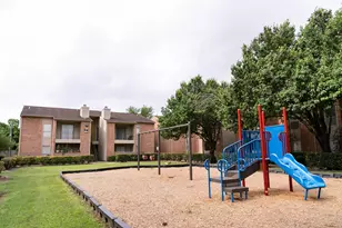 2800 S Ashford Rd, Houston, TX 77082 - Photo 8