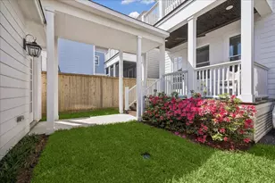 724 Ashland St, Houston, TX 77007 - Photo 24