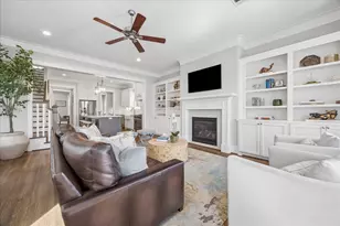 724 Ashland St, Houston, TX 77007 - Photo 12