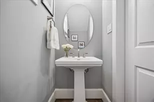 724 Ashland St, Houston, TX 77007 - Photo 16