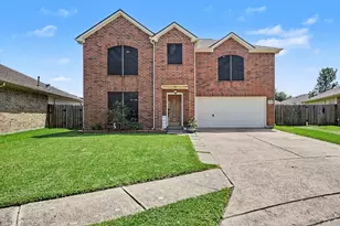2890 Colony Cone Cir, Dickinson, TX 77539 - Photo 4