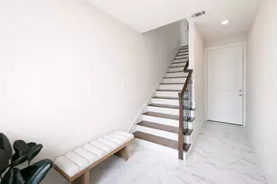 2318 Hutchins St, Houston, TX 77004 - Photo 2