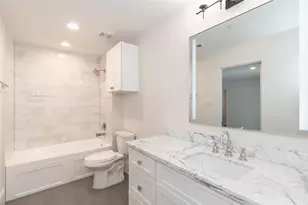 3821 N Braeswood Blvd, Houston, TX 77025 - Photo 24