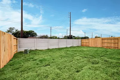 8907 Estes Lake Drive, Baytown, TX 77521 - Photo 14