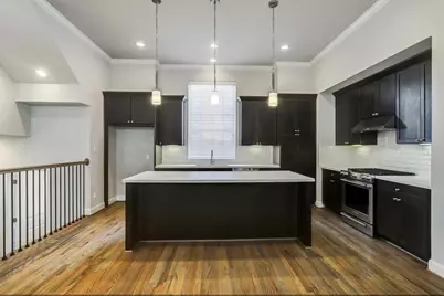 1040 W 26th Street #B, Houston, TX 77008 - Photo 6