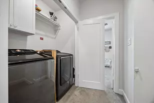 2491 W 11th St, Houston, TX 77008 - Photo 22
