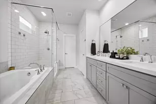 2491 W 11th St, Houston, TX 77008 - Photo 16