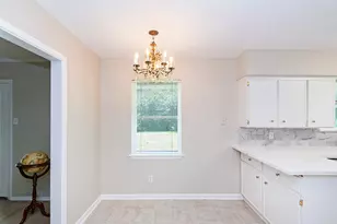 9515 Beverly Hill St, Houston, TX 77063 - Photo 14