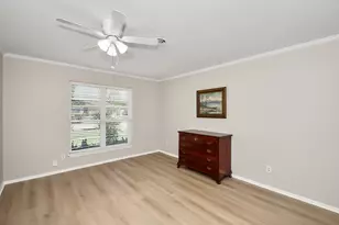9515 Beverly Hill St, Houston, TX 77063 - Photo 28