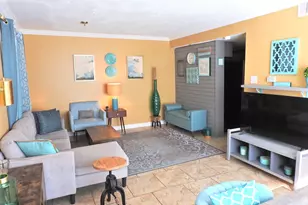 7047 Bissonnet St, Houston, TX 77074 - Photo 2