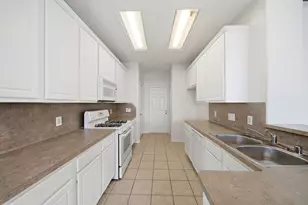 8915 Elm Drake Ln, Humble, TX 77338 - Photo 14