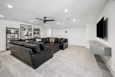 4002 Meadow Lake Lane, Houston, TX 77027 - Photo 24