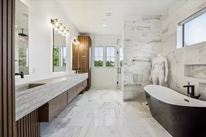 4002 Meadow Lake Lane, Houston, TX 77027 - Photo 20
