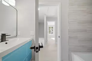 22 Cricket Hollow Pl, The Woodlands, TX 77381 - Photo 8