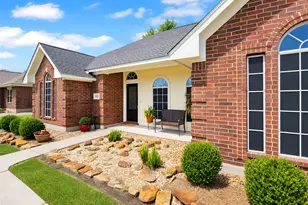 12311 Fisher Dr, Mont Belvieu, TX 77523 - Photo 38