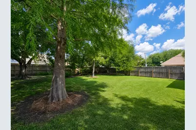 12311 Fisher Drive, Mont Belvieu, TX 77523 - Photo 2