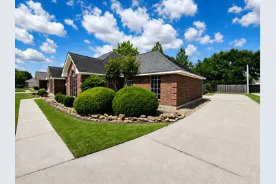 12311 Fisher Drive, Mont Belvieu, TX 77523 - Photo 36