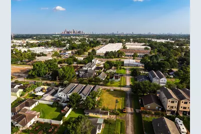 4420 Ashland Street, Houston, TX 77018 - Photo 14