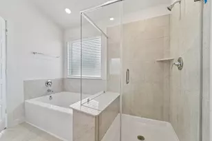 2506 Gray Gale Ct, Baytown, TX 77523 - Photo 36