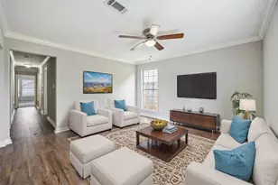 7150 Mobud Dr, Houston, TX 77074 - Photo 2