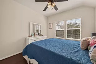 121 Fairport Ct, Dickinson, TX 77539 - Photo 16