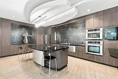 1901 Post Oak Boulevard #1501, Houston, TX 77056 - Photo 36