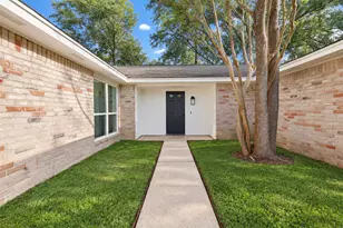 17731 Heritage Cove Ct, Webster, TX 77598 - Photo 6
