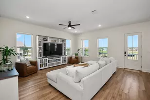 2527 103rd St, Galveston, TX 77554 - Photo 8