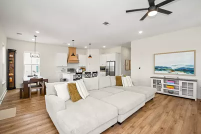 2527 103rd Street, Galveston, TX 77554 - Photo 10