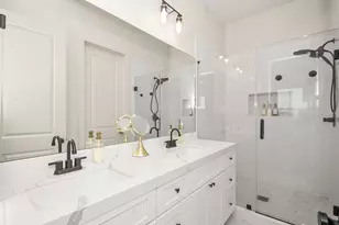 2527 103rd St, Galveston, TX 77554 - Photo 34