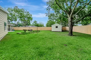 1002 S 2nd St, Ganado, TX 77962 - Photo 44