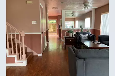 1839 Sherwood Forest Street, Houston, TX 77043 - Photo 8