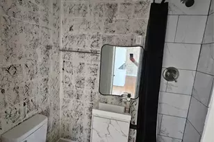 1305 Stowell St, Anahuac, TX 77514 - Photo 6