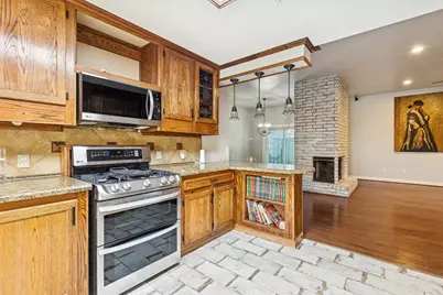 7112 Pleasure Lake Drive, Willis, TX 77318 - Photo 12