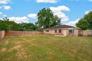 12106 Plumbrook Dr, Houston, TX 77099 - Photo 14