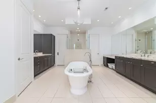 2221 Welch St, Houston, TX 77019 - Photo 36