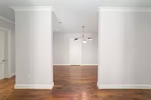 2221 Welch St, Houston, TX 77019 - Photo 14