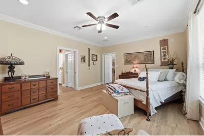 911 Oak Leaf Street, La Porte, TX 77571 - Photo 18