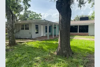 705 W Norris Street, El Campo, TX 77437 - Photo 18