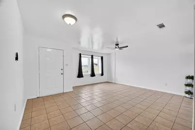 512 Harold Lane, Baytown, TX 77521 - Photo 6