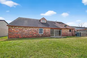 512 Harold Ln, Baytown, TX 77521 - Photo 42