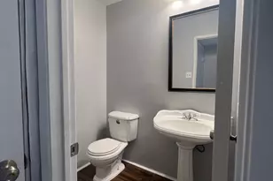 8103 Edgebrook Forest Ct, Houston, TX 77088 - Photo 10