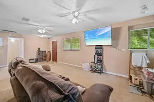 896 Wood Haven, Livingston, TX 77351 - Photo 8